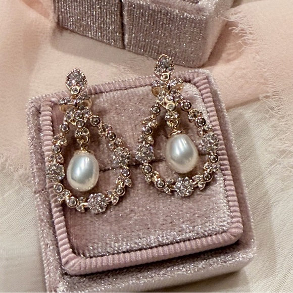 Handmade Genuine Akoya Pearl Teardrop 14K Gold Drop Earrings - Picture 4 of 6